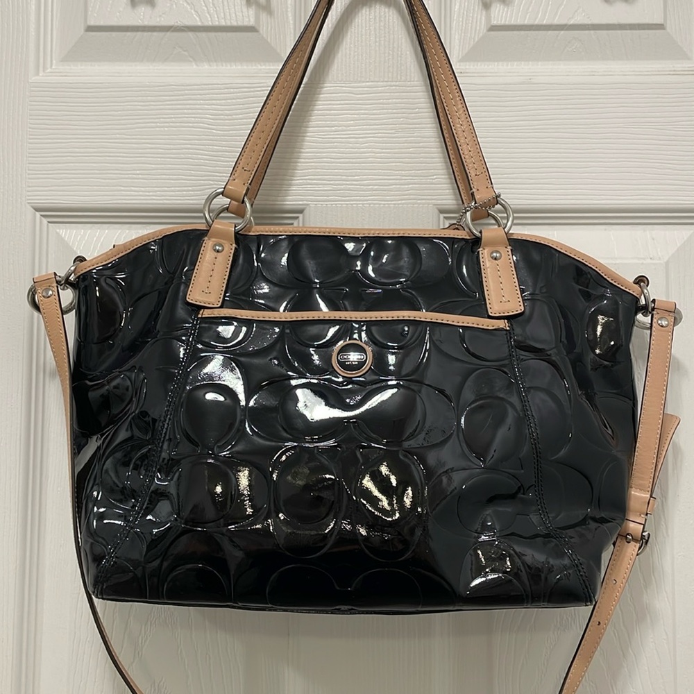 COACH BLACK Patented Leather large handbag, Tan trim EUC shiny ~ classic